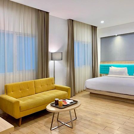 Hotel Santika Kelapa Gading Jakarta Extérieur photo
