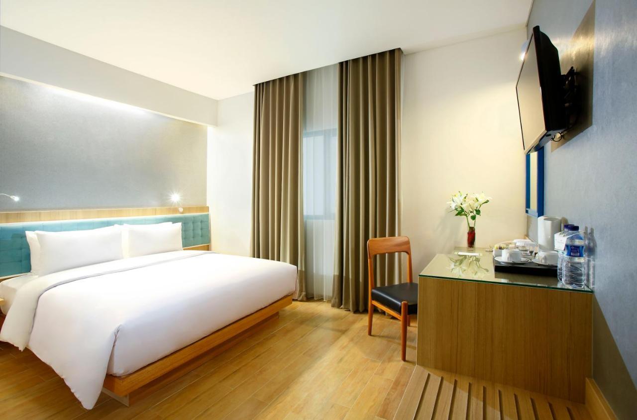 Hotel Santika Kelapa Gading Jakarta Extérieur photo