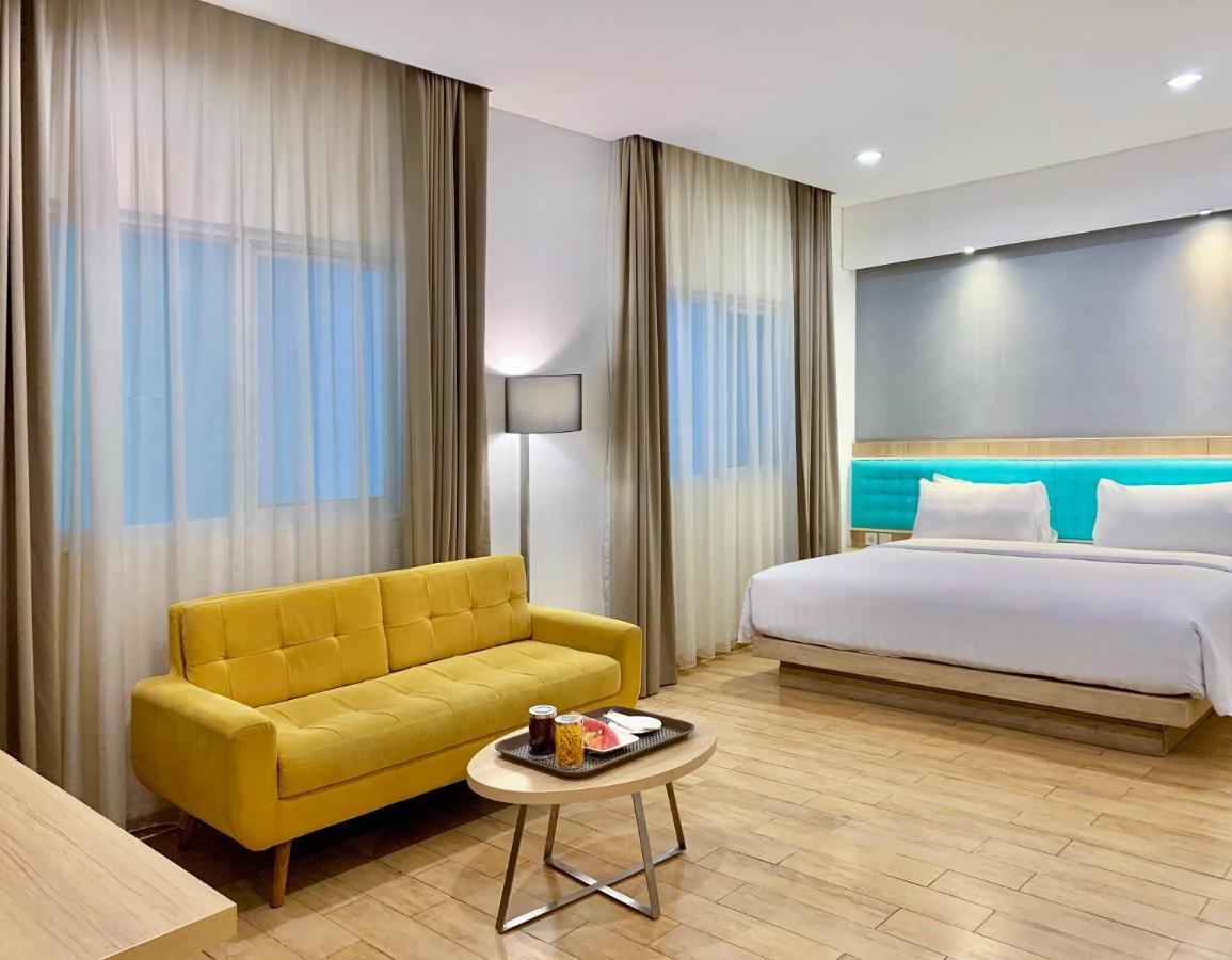 Hotel Santika Kelapa Gading Jakarta Extérieur photo